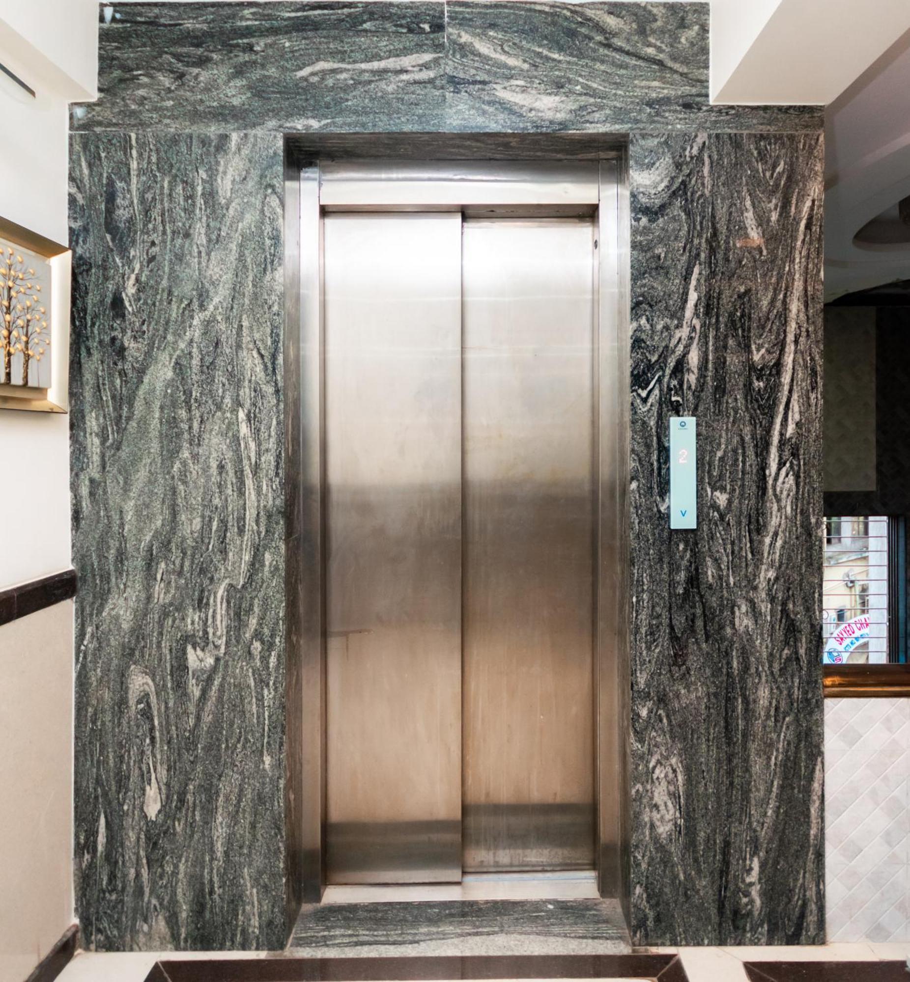 Treebo Laaiba Residency Hotel Mumbai Exterior photo